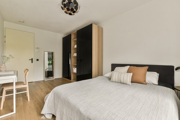 Medium property photo - Theodoor van Hoytemastraat 38, 1062 CG Amsterdam
